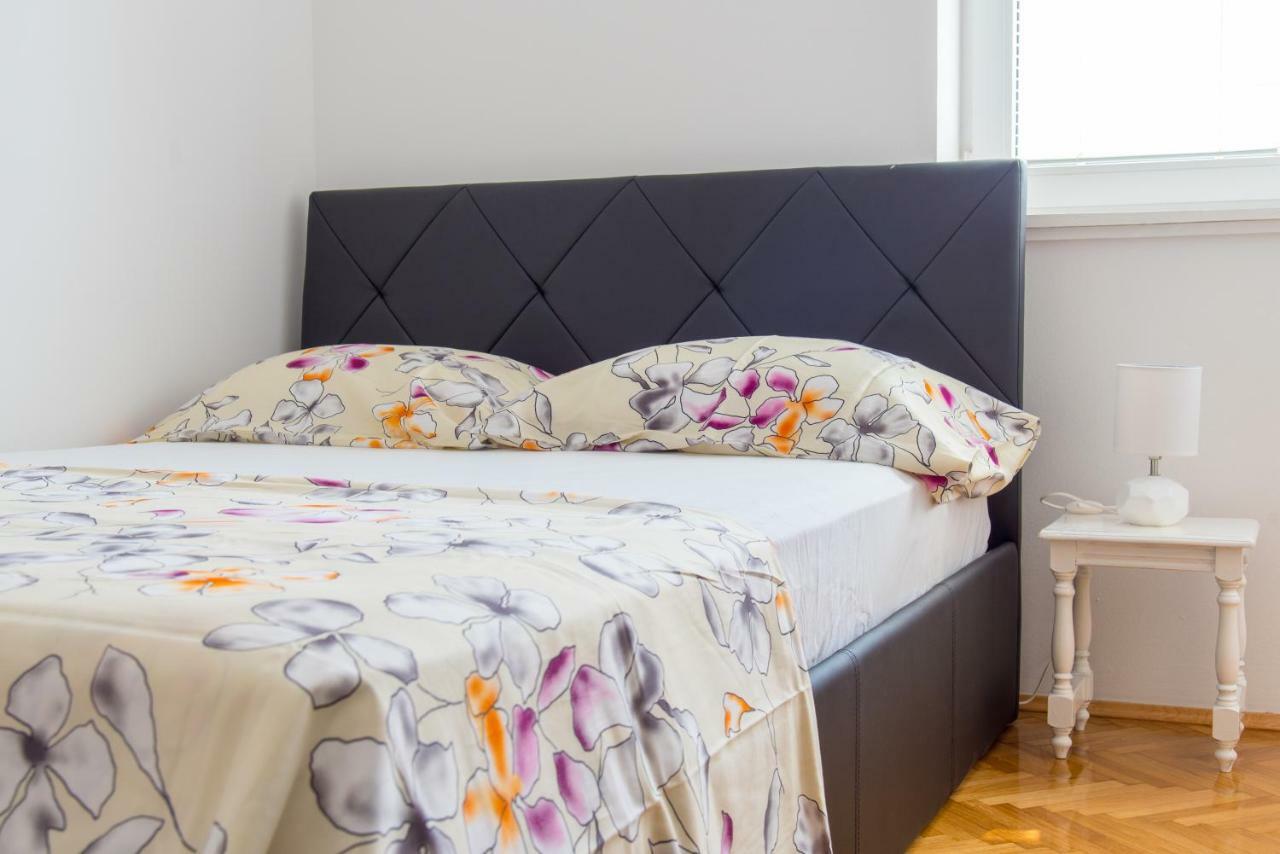 Penthouse Zia Split Apartment Luaran gambar